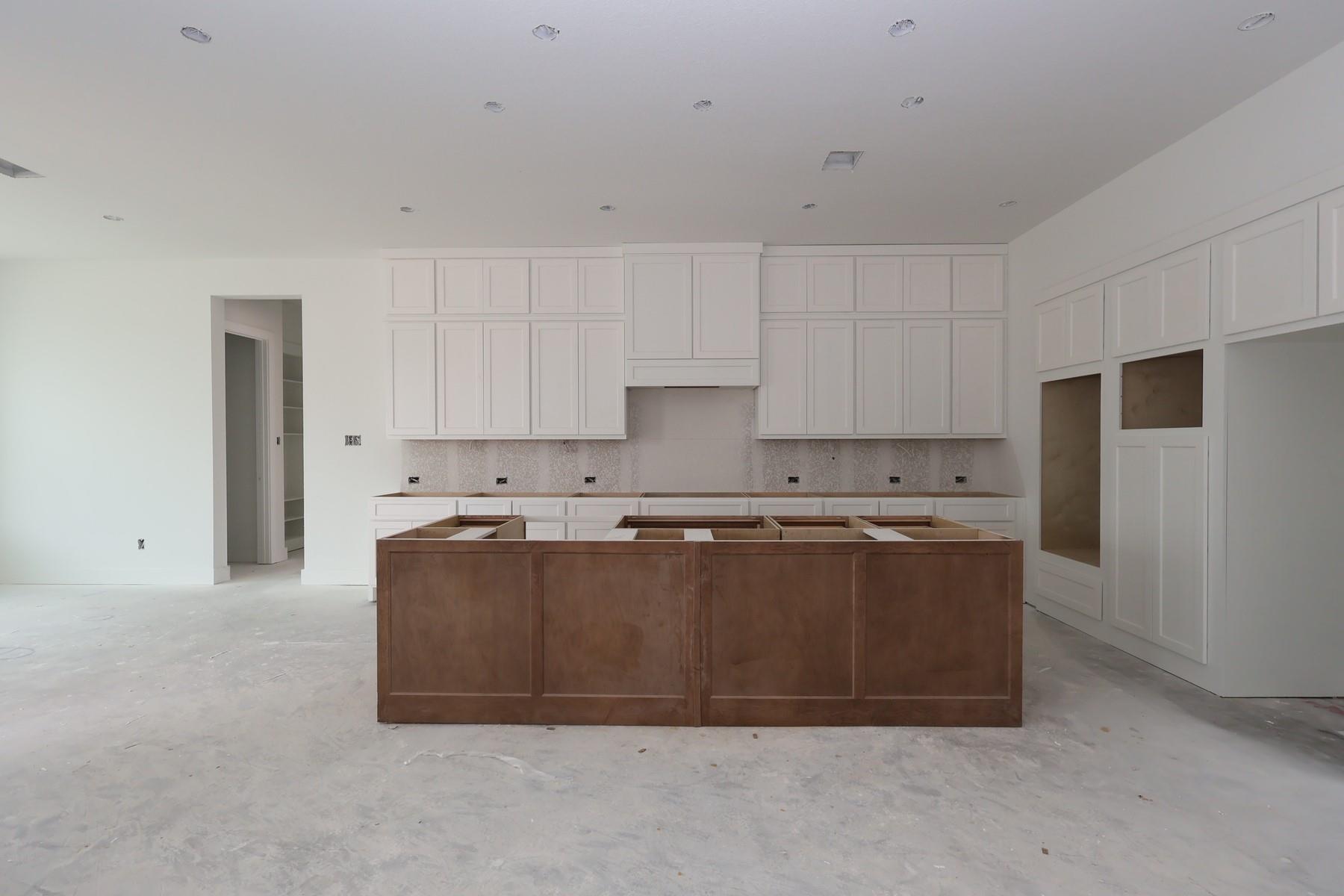 4414 Regal Springs Drive