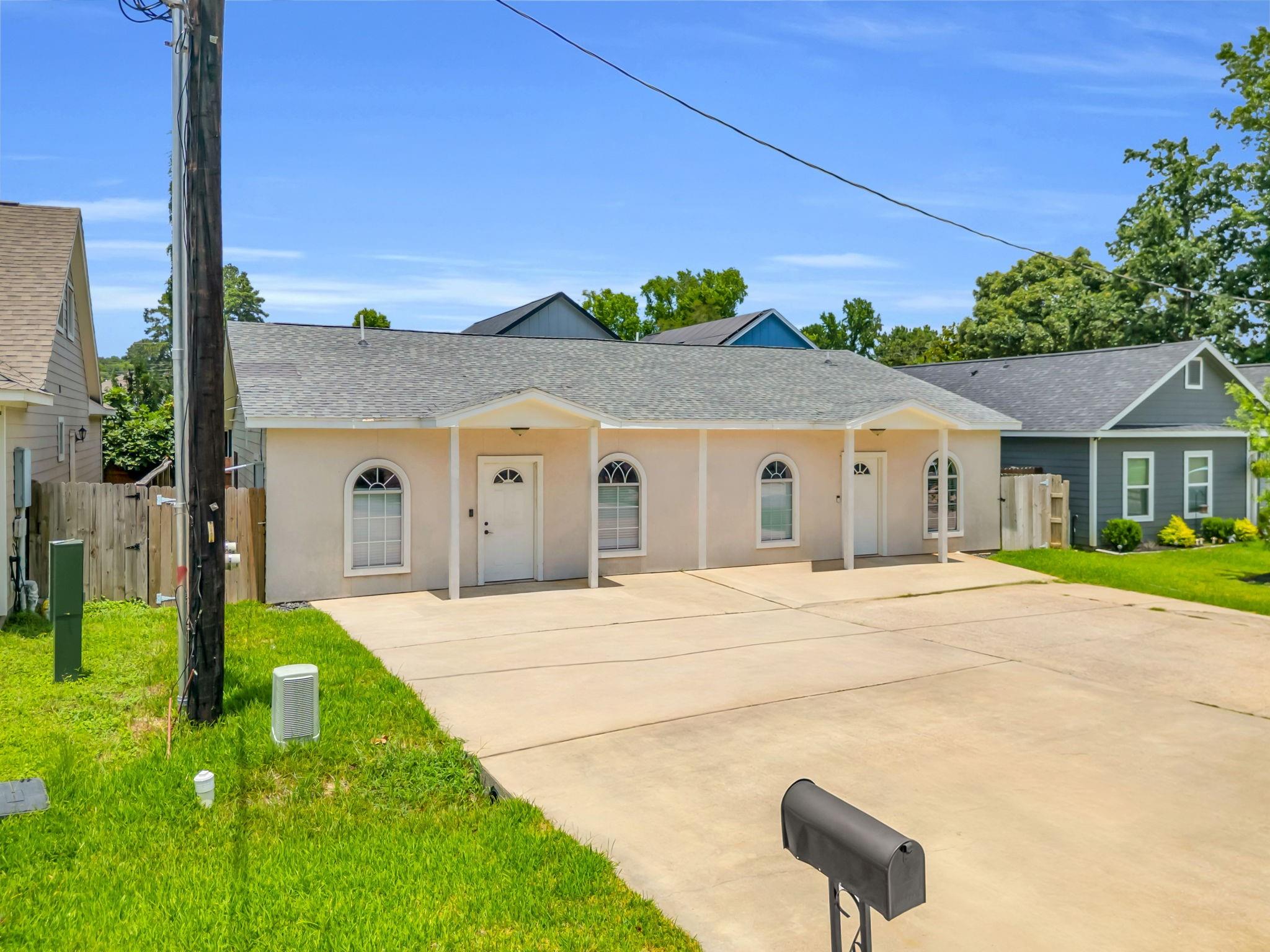 16872 Kempwood