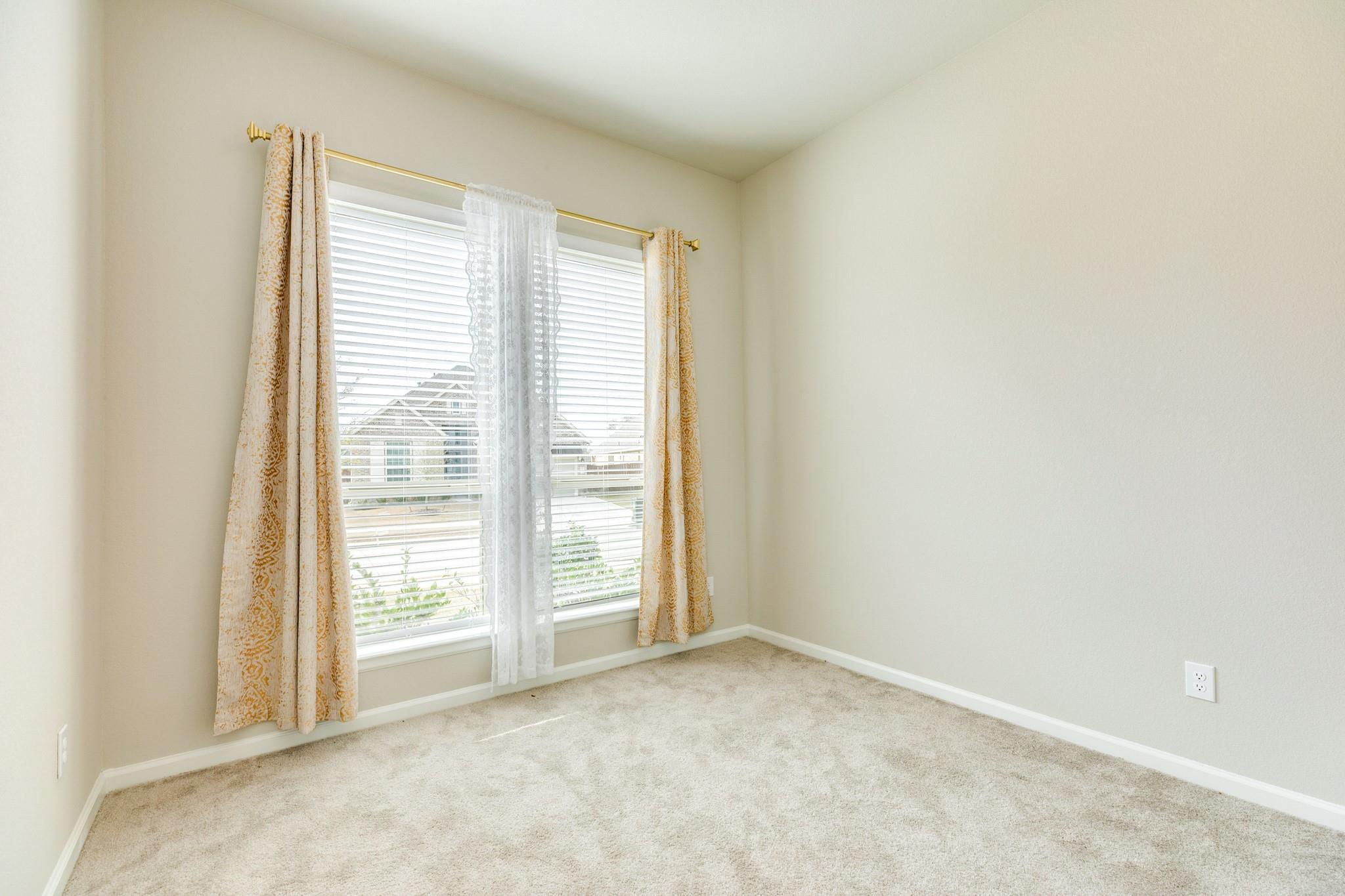 5039 Country Meadows Trail