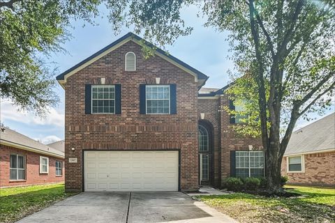 Photo of 13007 Bretford Court, Houston, TX 77065 (MLS # 48568126)