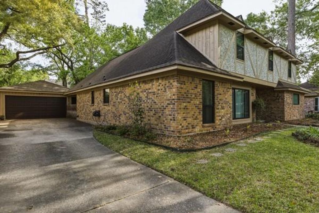Photo of 2311 Fir Grove Drive, Houston, TX 77339 (MLS # 83815091)