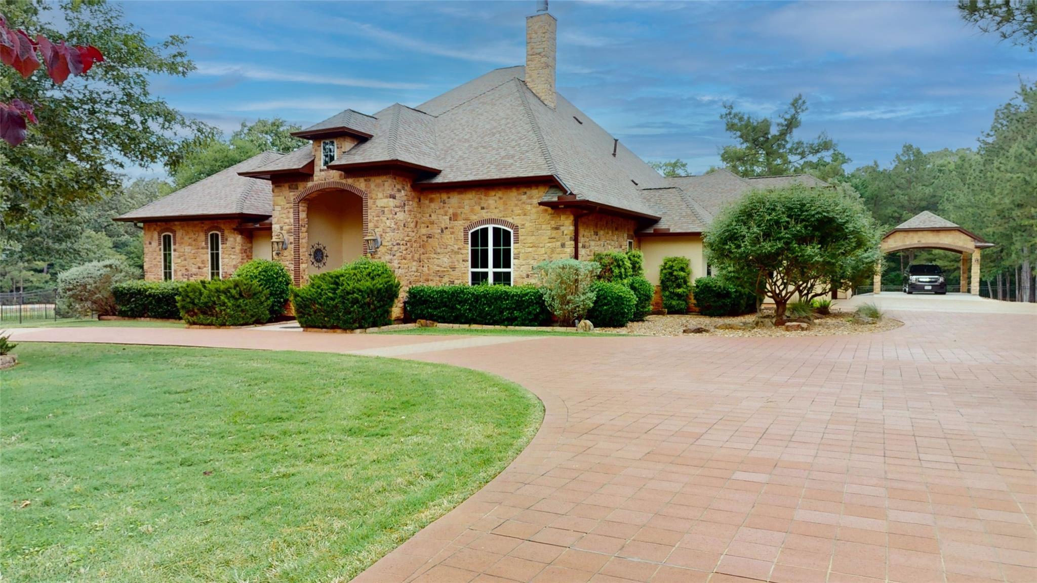 26166 Crown Ranch Blvd