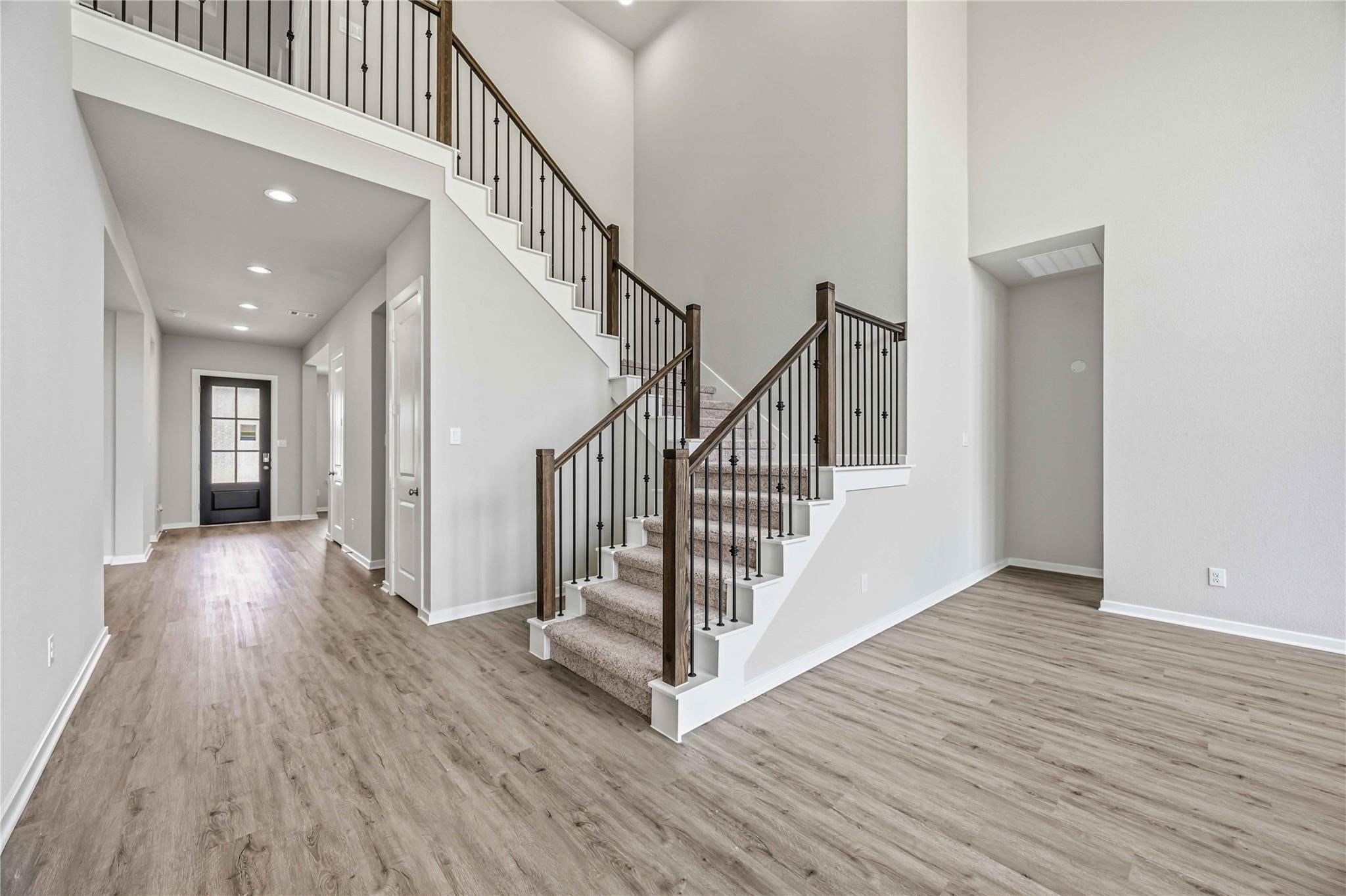 2827 Obsidian Drive