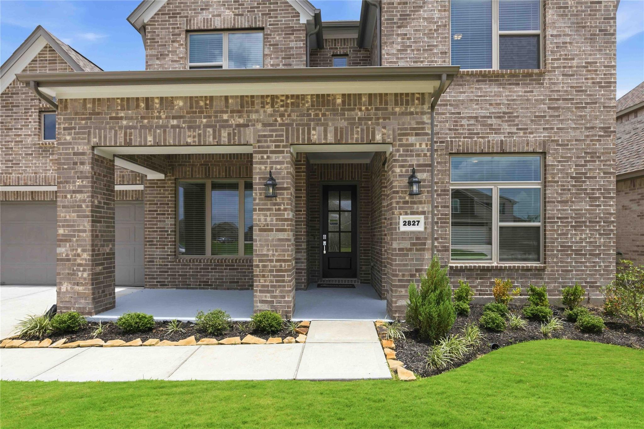 2827 Obsidian Drive