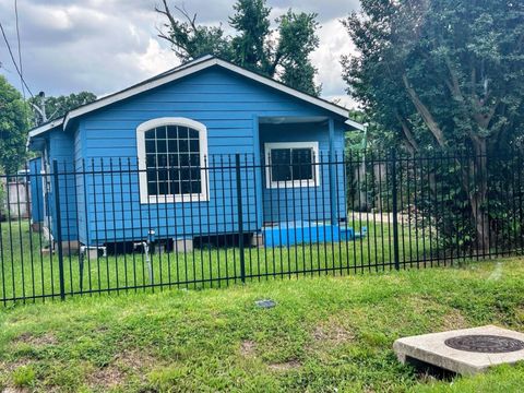 Photo of 8116 Sandra Street, Houston, TX 77016 (MLS # 6426577)