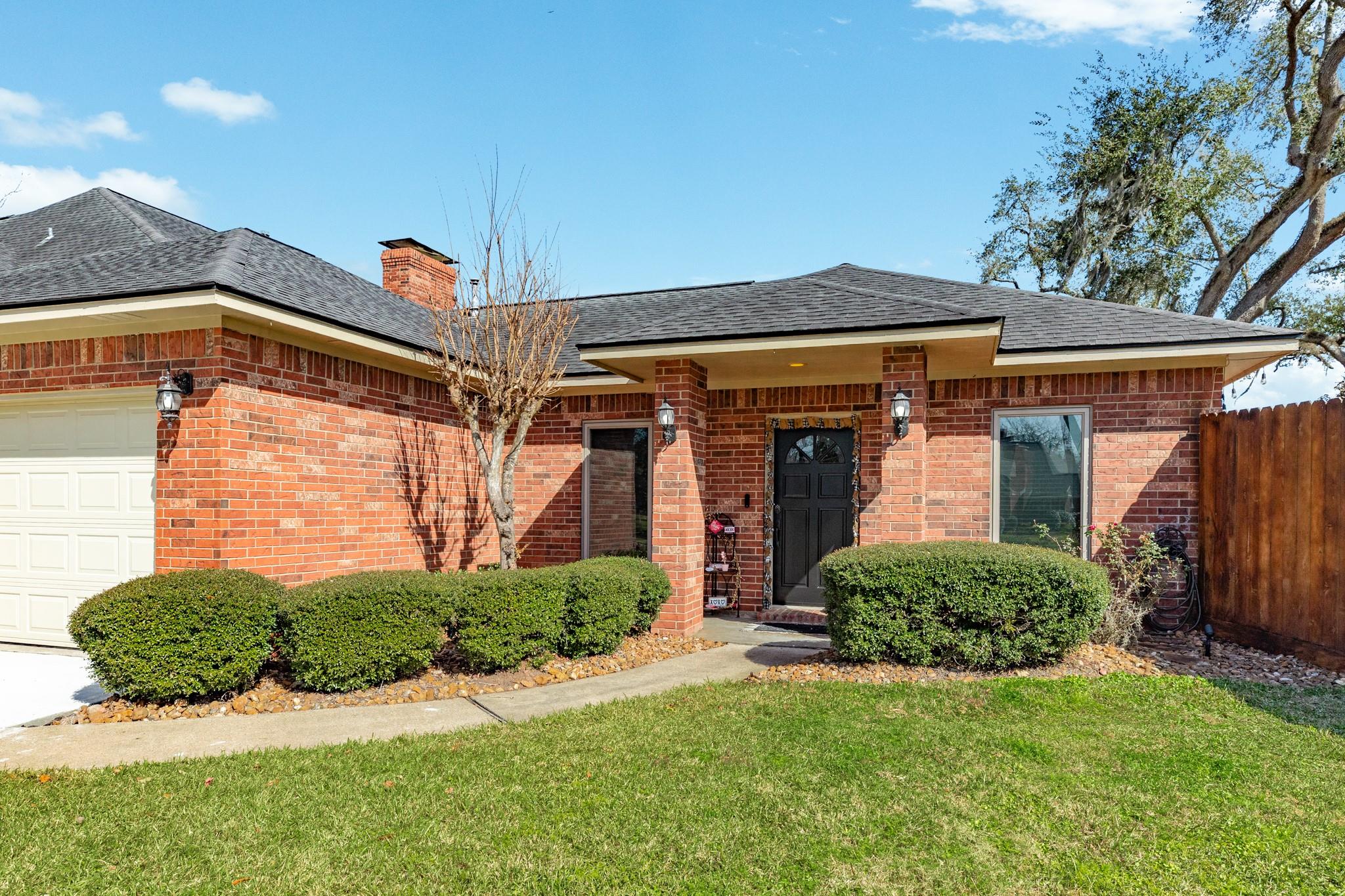 52 Chesswood Court
