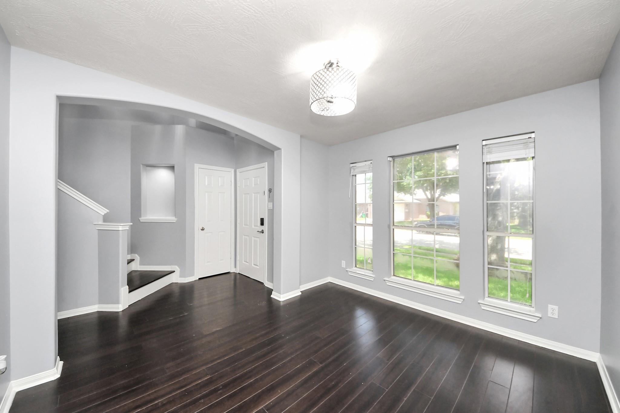 3506 Evergreen Square Trail