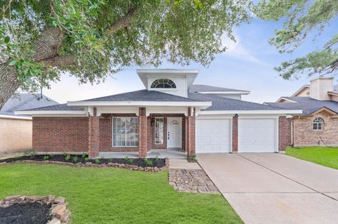 Photo of 17527 Hamilwood Drive, Houston, TX 77095 (MLS # 95328209)