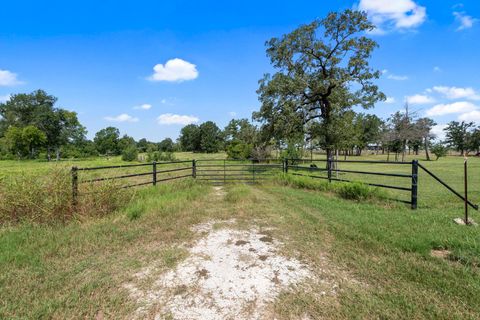 Photo of TBD Cazey Loop, Franklin, TX 77856 (MLS # 19921489)