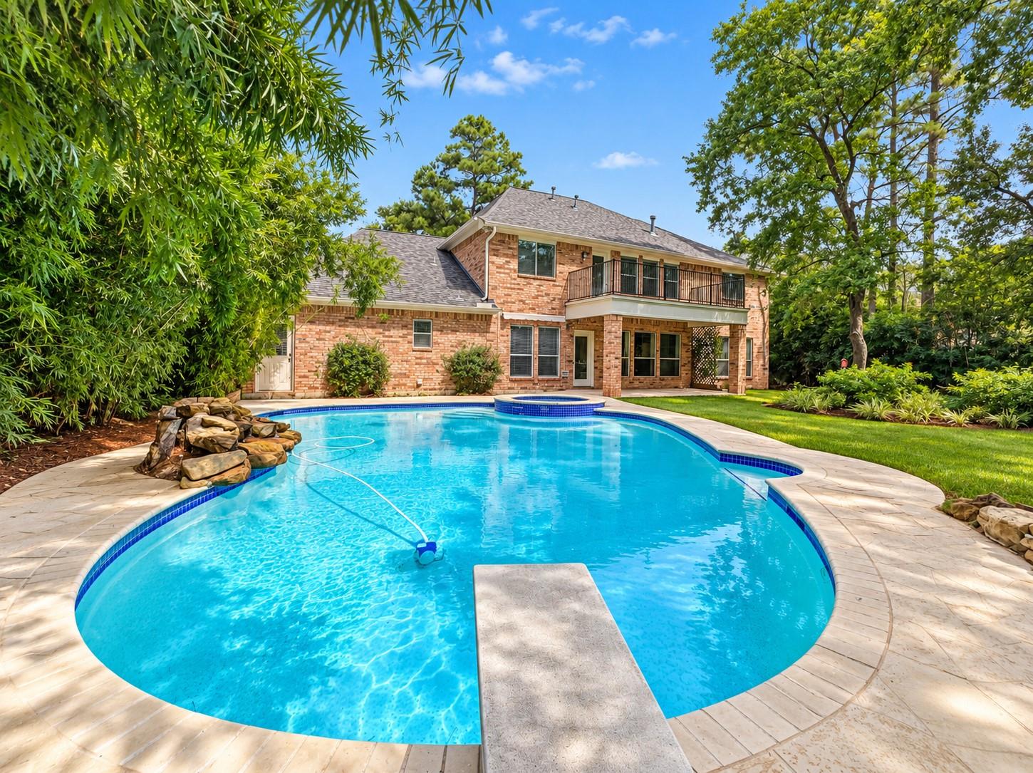 9523 Sotherloch Lake Drive
