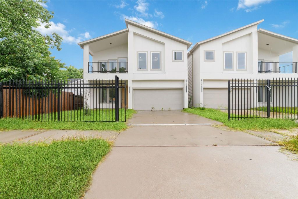 Photo of 6717 England Street, Houston, TX 77021 (MLS # 16973155)