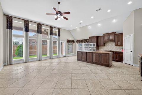 Photo of 10023 Starhill Court, Missouri City, TX 77459 (MLS # 51080796) Photo of 10023 Starhill Court, Missouri City, TX 77459 (MLS # 51080796)