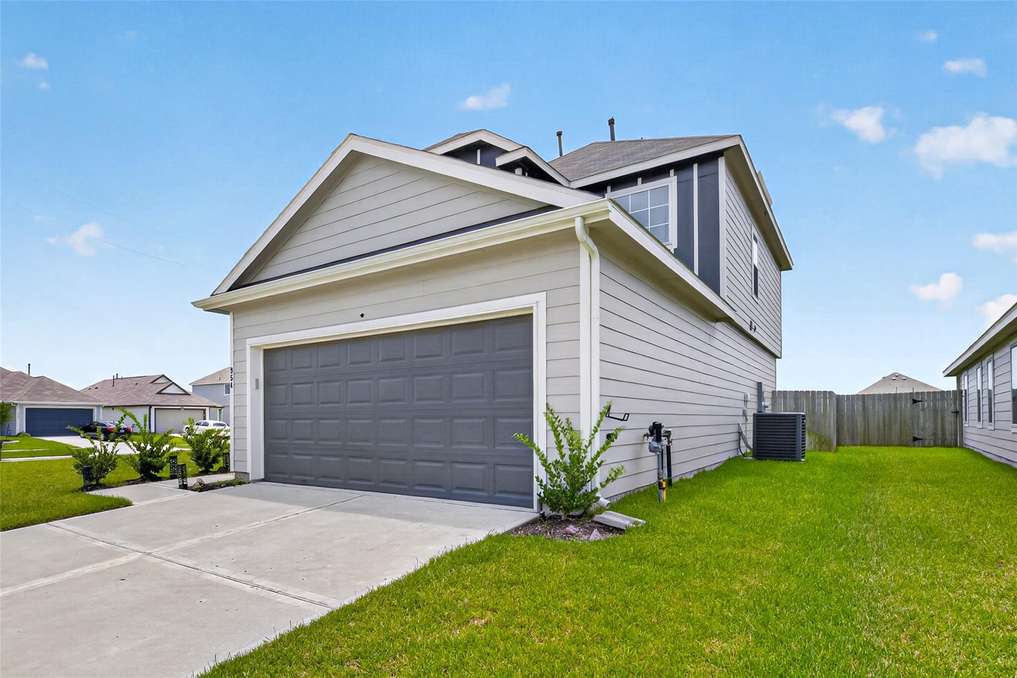954 Luke Darrell Drive