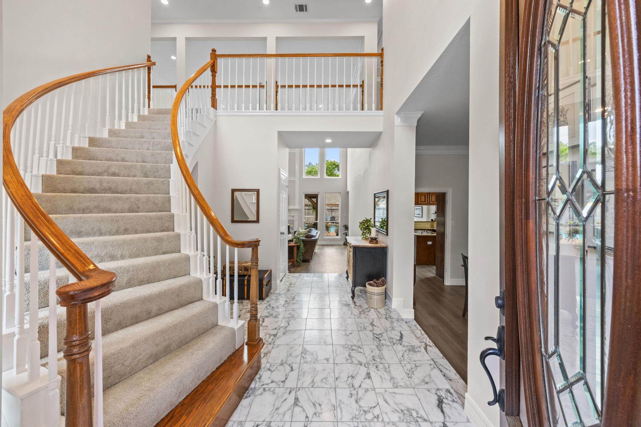 2211 Walnut Grove Lane
