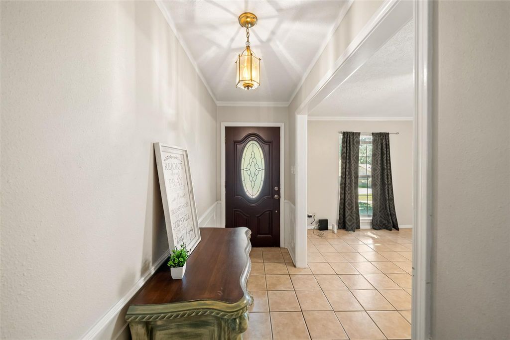 Photo of 1223 Green Briar Drive, Huntsville, TX 77340 (MLS # 89308884)