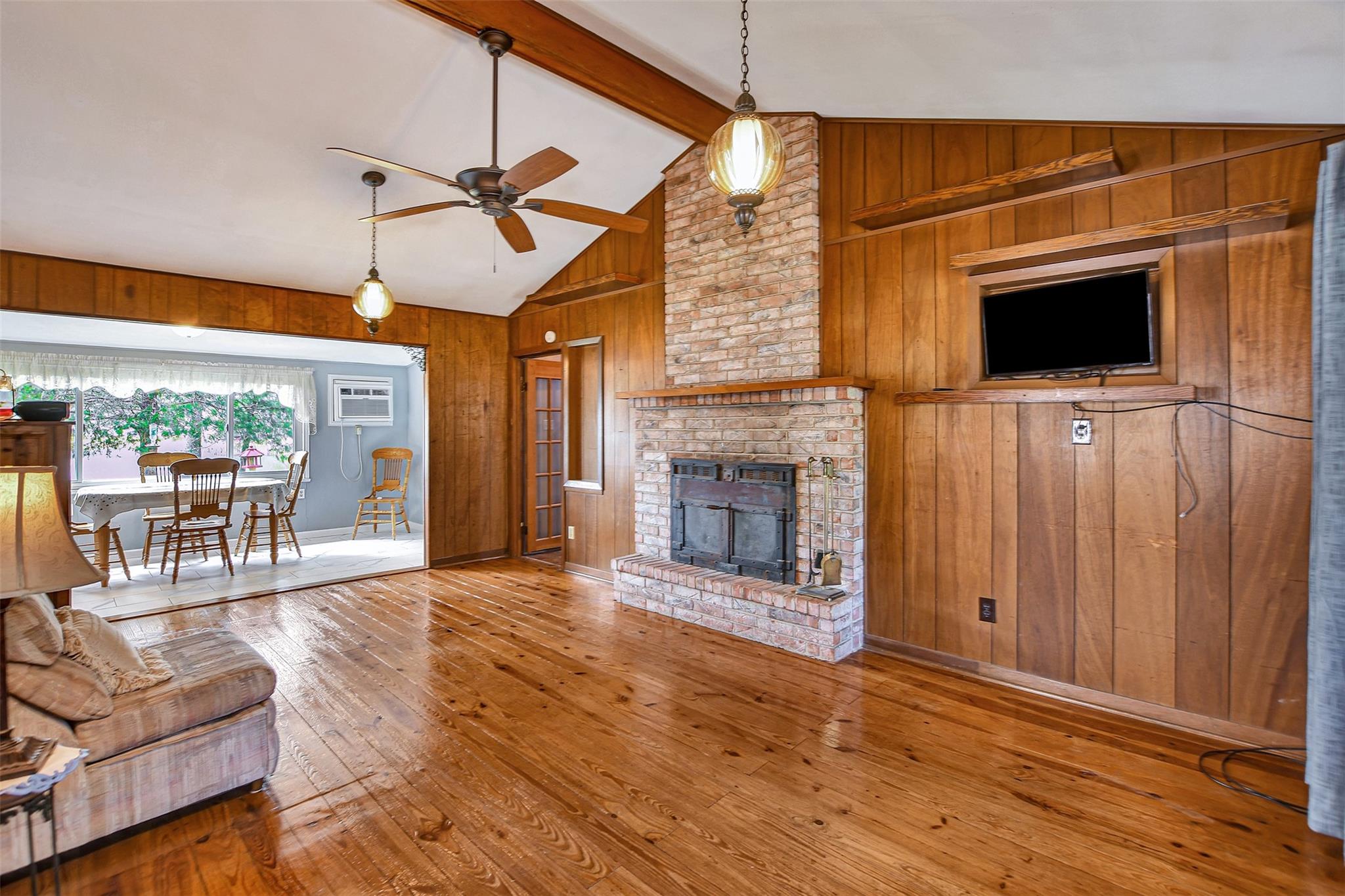 3820 Sam Houston Road