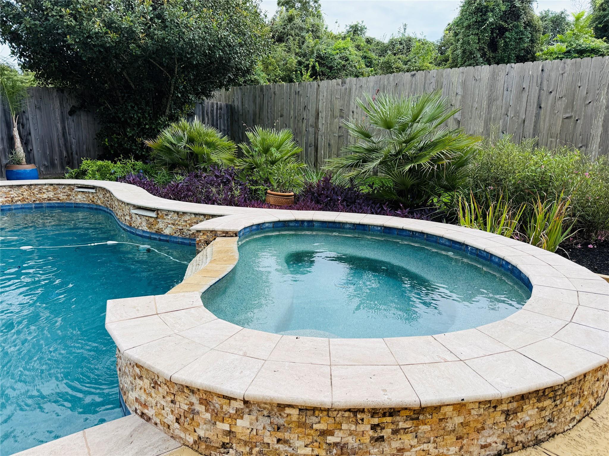 10518 Ginger Glen