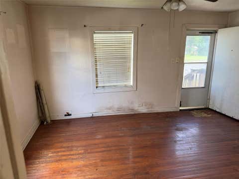 Tiny photo for 4514 Providence Street, Houston, TX 77020 (MLS # 914944)
