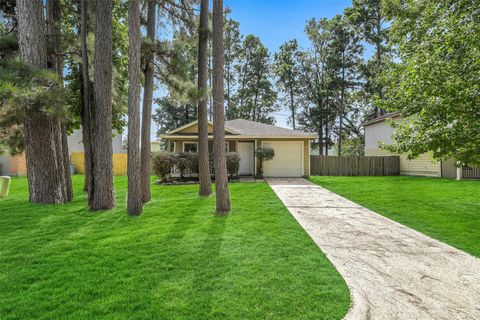 Photo of 16774 Fallen Timbers Drive, Conroe, TX 77385 (MLS # 86755051)
