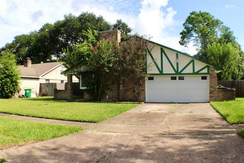 Photo of 3522 Almington Lane, Houston, TX 77088 (MLS # 71824846)