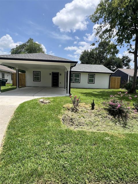 Photo of 7613 Lady Street, Houston, TX 77021 (MLS # 78688931)