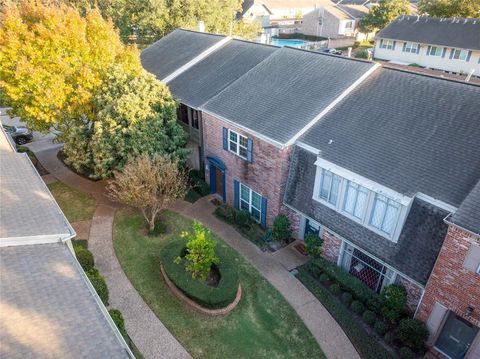 2061 Winrock Boulevard 53 Houston TX 77057