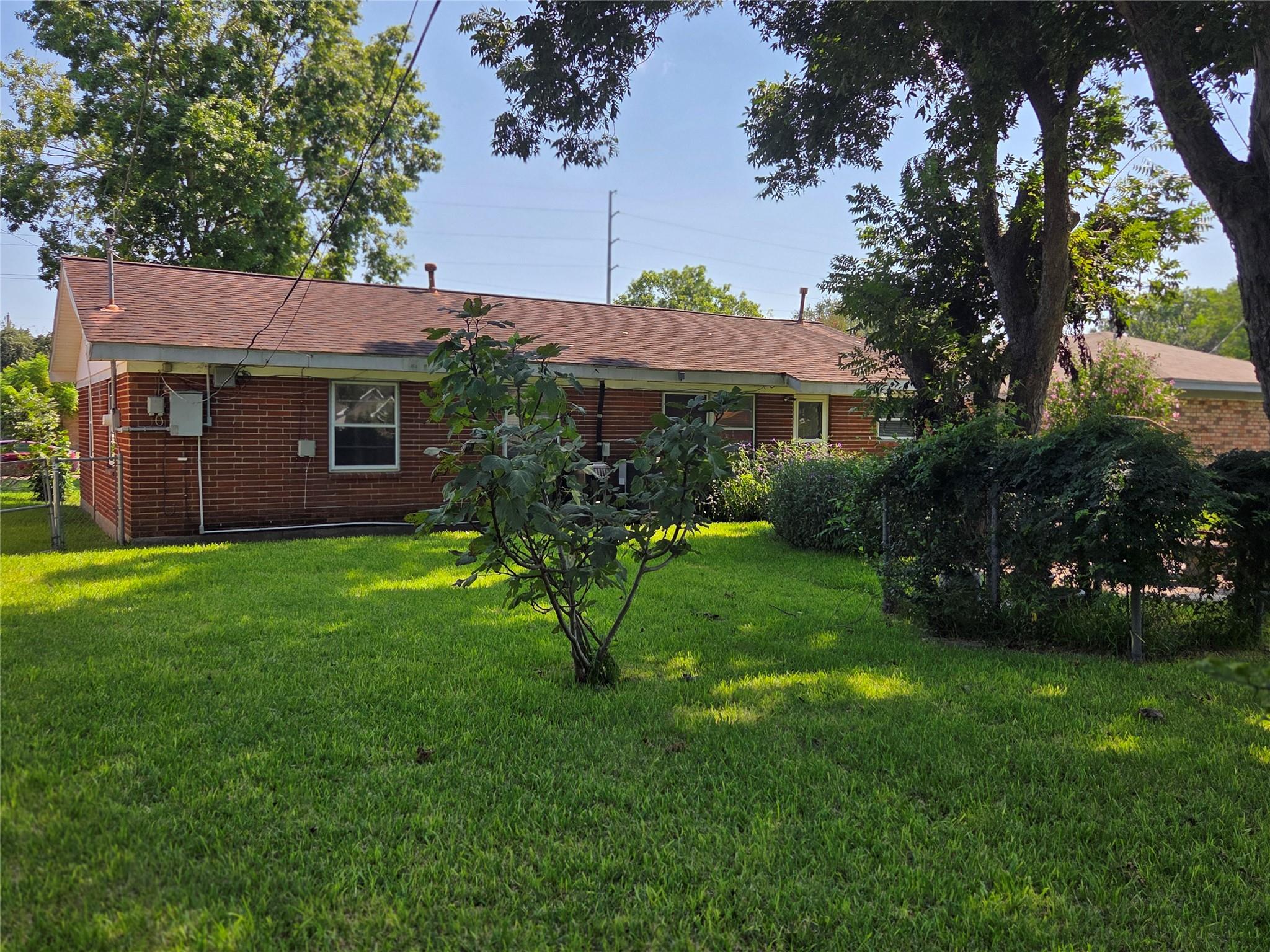 322 Elaine Street