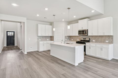 Photo of 5810 Chamberlain Crossing, Rosenberg, TX 77471 (MLS # 68044116)