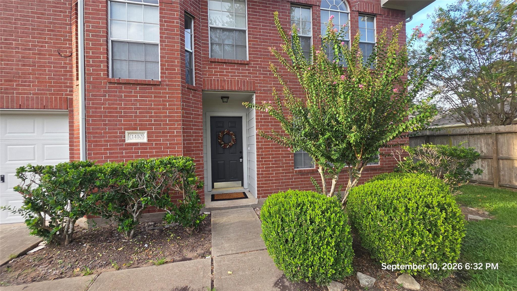 1410 Hunter Green Lane