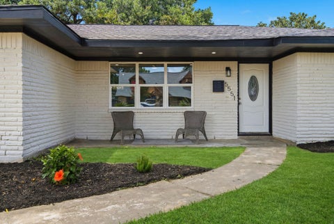 Photo of 5551 Winding Creek Way, Houston, TX 77017 (MLS # 21664335)