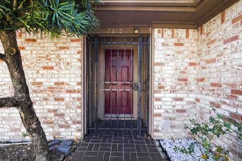 Tiny photo for 7815 Hummingbird Street, Houston, TX 77071 (MLS # 79152959)