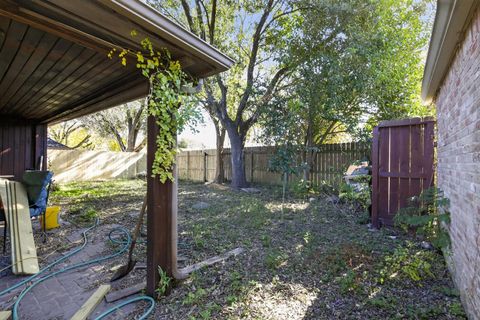 Tiny photo for 7815 Hummingbird Street, Houston, TX 77071 (MLS # 79152959)
