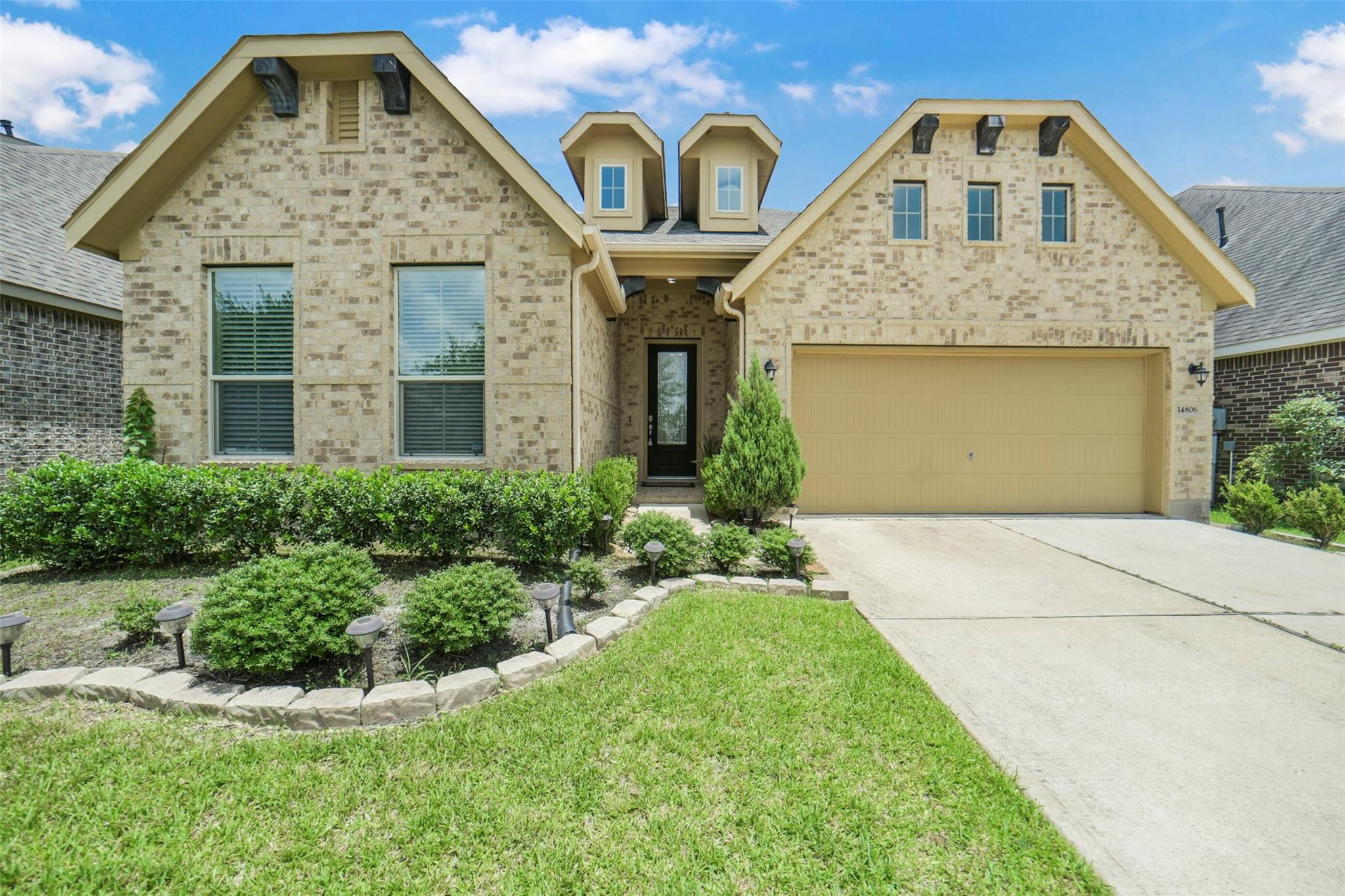 14806 Autumn Long Trail