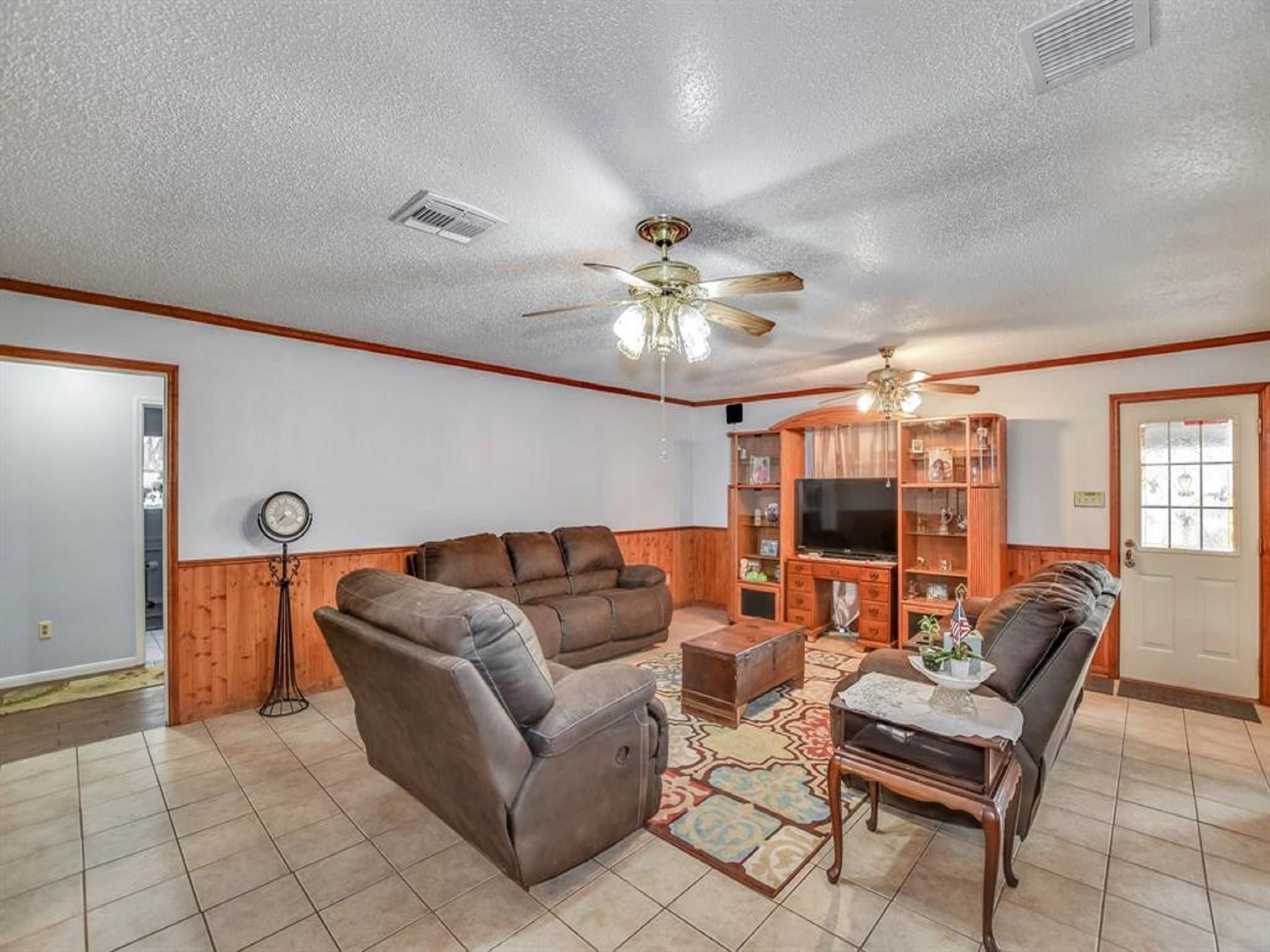 2528 Village Circle Drive