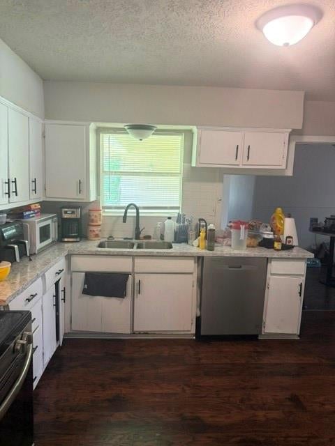 6122 Glenhurst Drive
