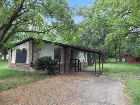 Photo of 2240 Easley Circle, Huntsville, TX 77320 (MLS # 96104684)