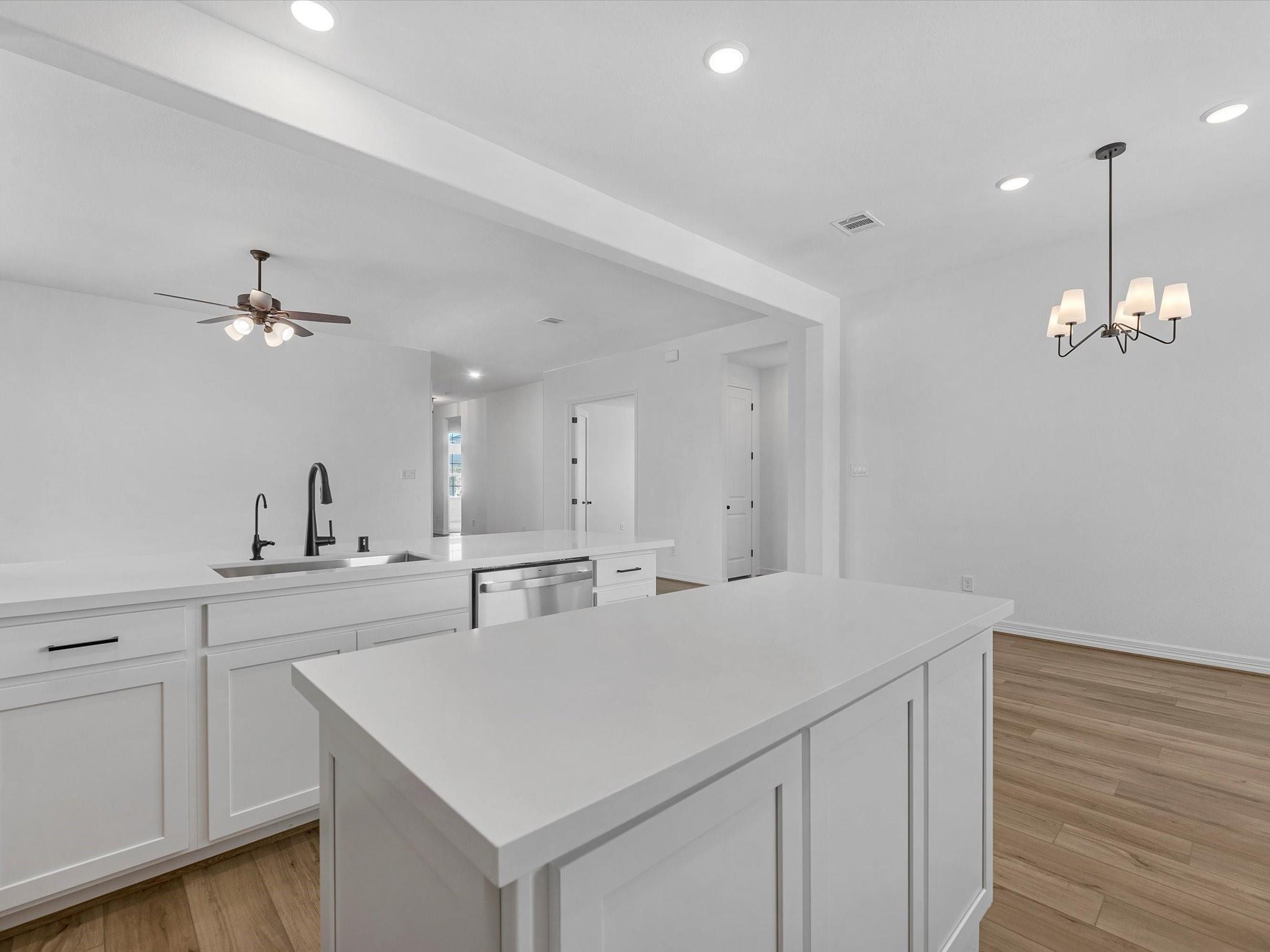 3008 Viceroy Spur Lane
