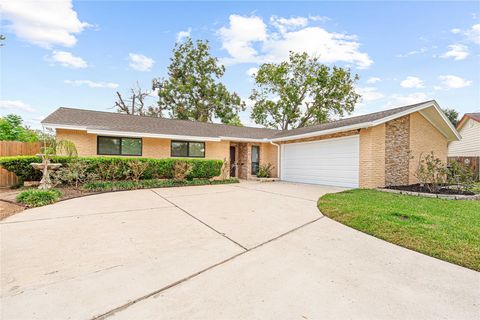 Photo of 2823 Rockarbor Drive, Houston, TX 77063 (MLS # 76453662)