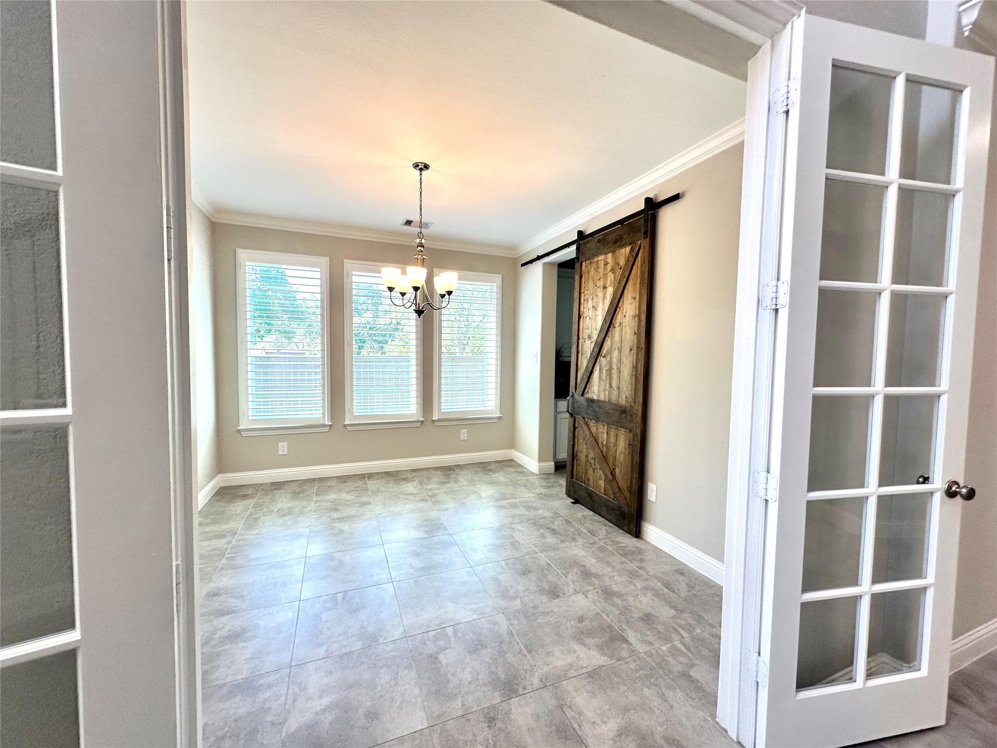 2903 Golden Honey Lane