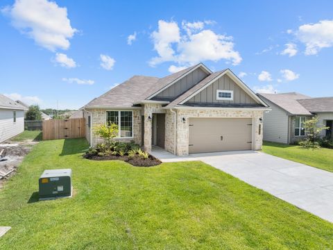 Photo of 1428 Lake Ridge Drive, Brenham, TX 77833 (MLS # 71214521) Photo of 1428 Lake Ridge Drive, Brenham, TX 77833 (MLS # 71214521)