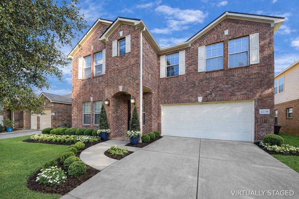 Photo of 24114 Courtland Oaks Street, Katy, TX 77494 (MLS # 11330137)