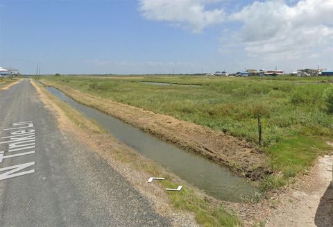 Photo of 1266 N Tinkle Lane, Crystal Beach, TX 77650 (MLS # 48453045) Photo of 1266 N Tinkle Lane, Crystal Beach, TX 77650 (MLS # 48453045)