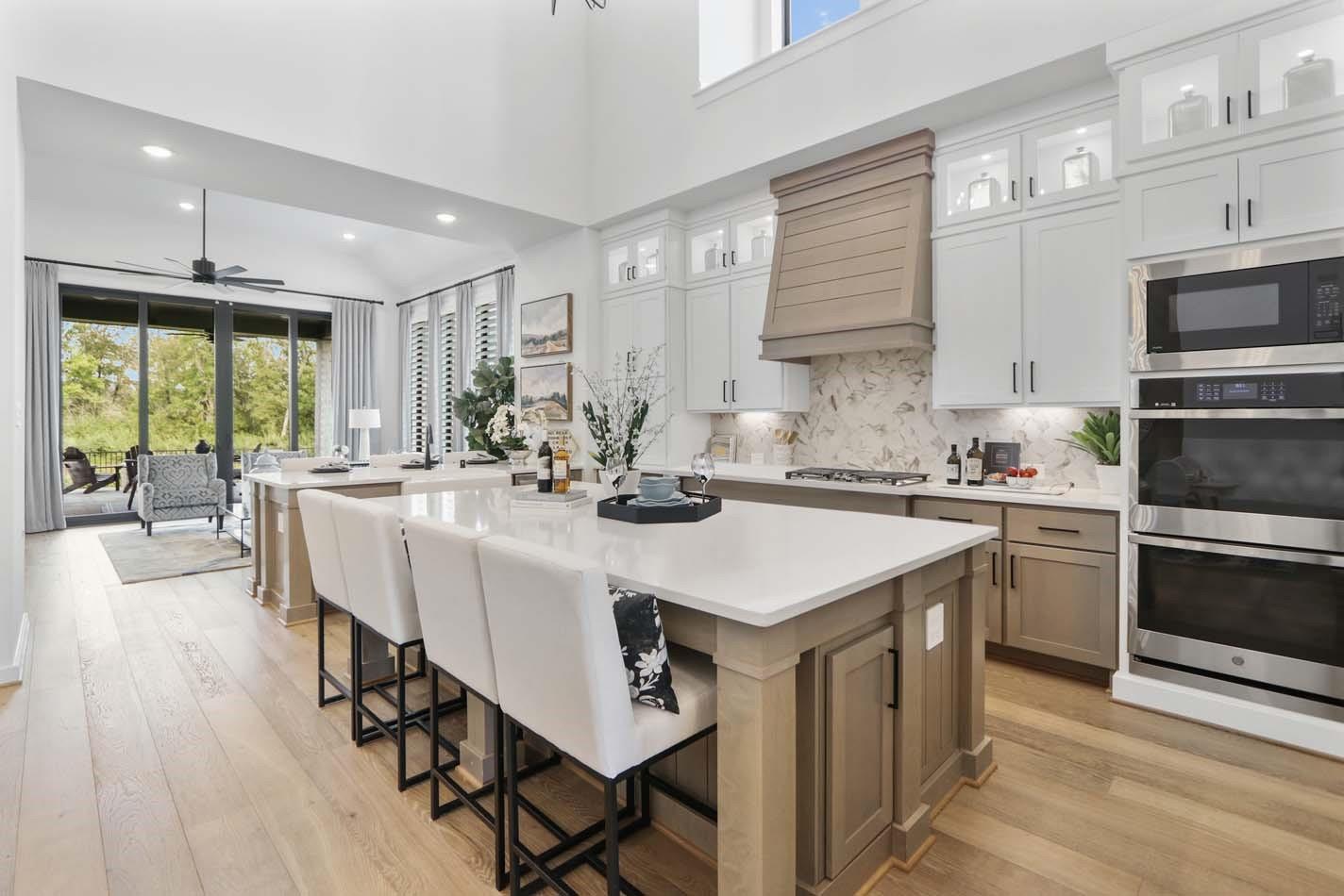5306 Lakeview Bend