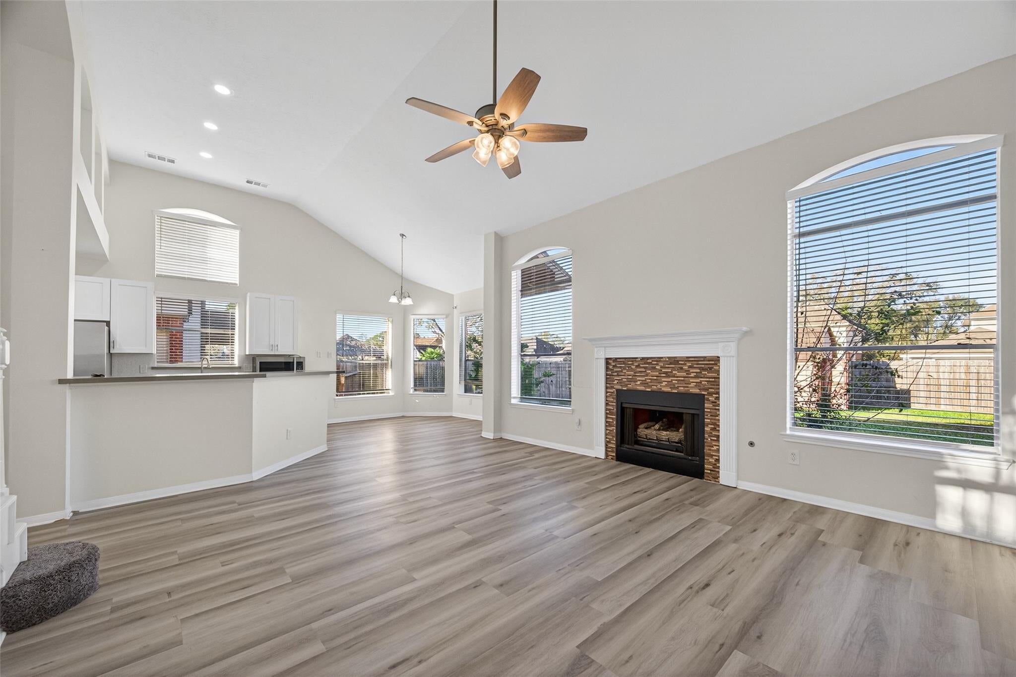 3522 Brookwood Drive