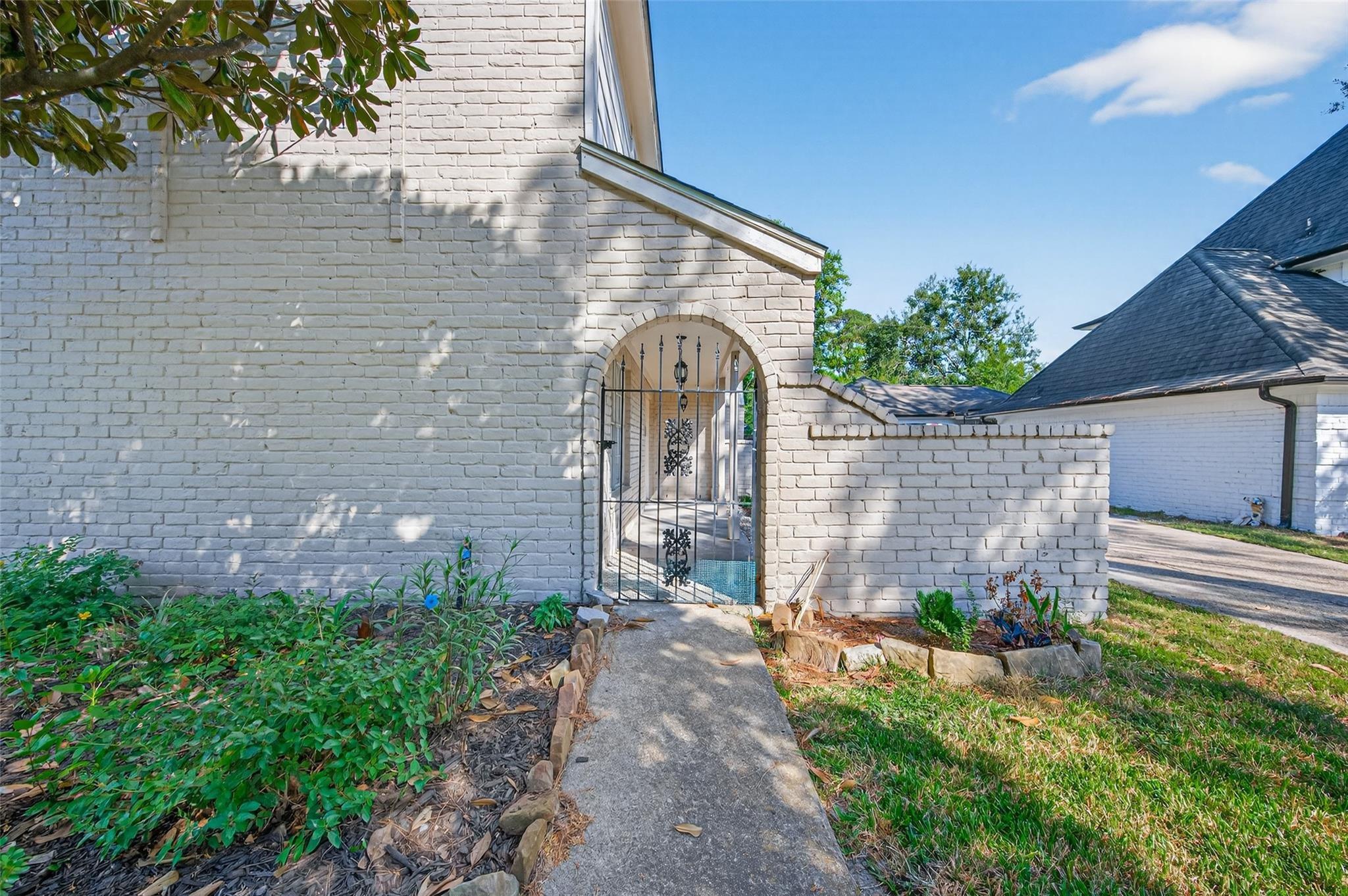 5414 Spanish Oak Drive