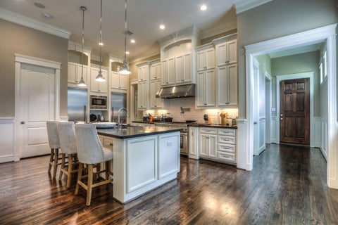 Photo of 922 Alexander Street, Houston, TX 77008 (MLS # 68509951)