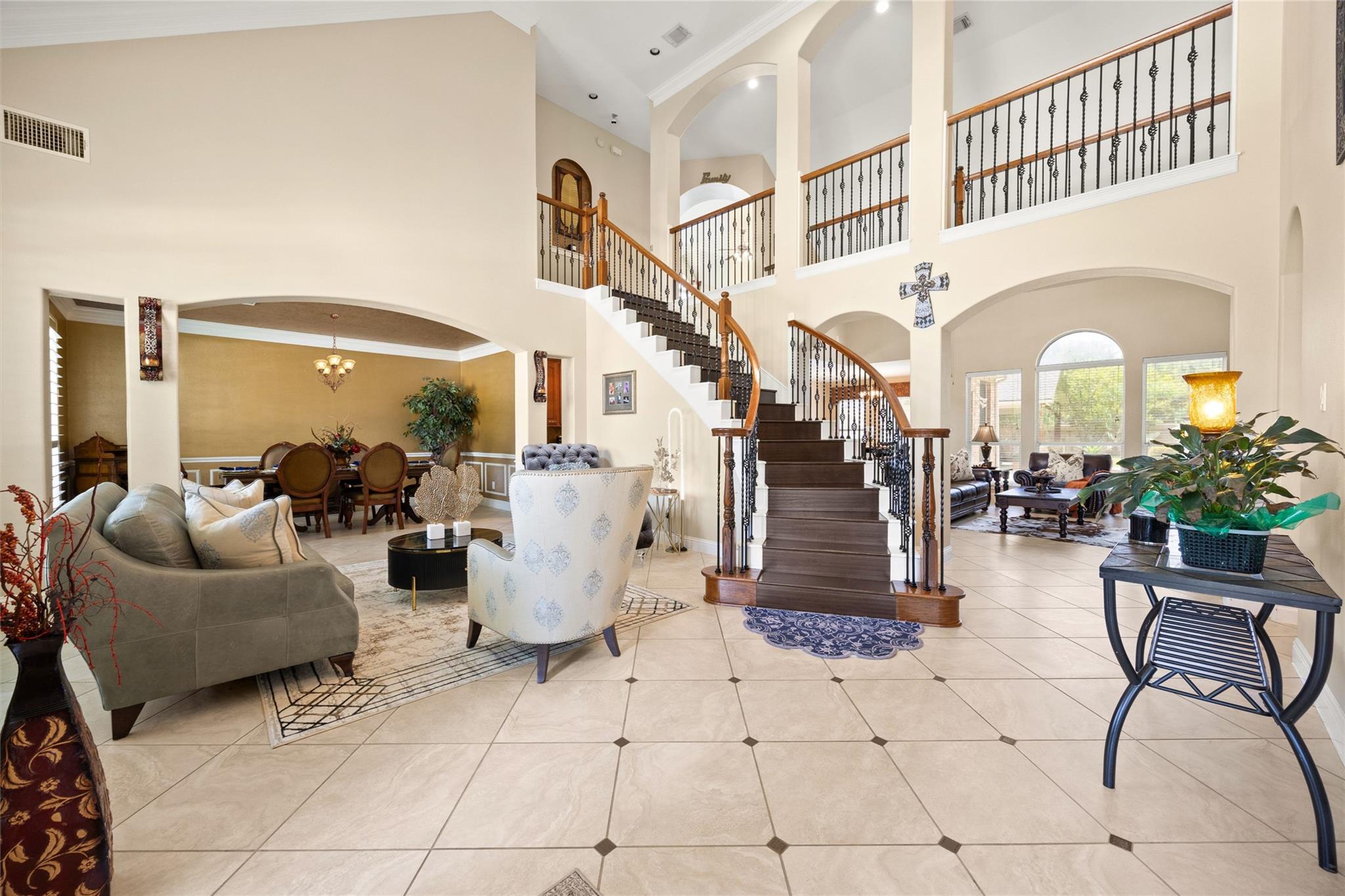 11710 Oakshield Lane