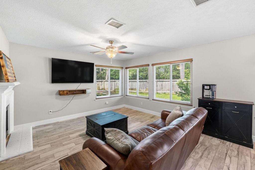 Photo of 18147 Woodsdale Court, Porter, TX 77365 (MLS # 44391157)