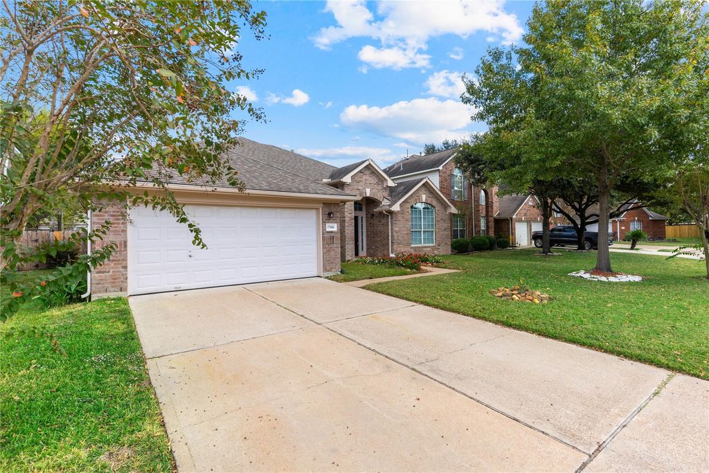 Photo of 17606 Forest Haven Trail, Tomball, TX 77375 (MLS # 22055080)