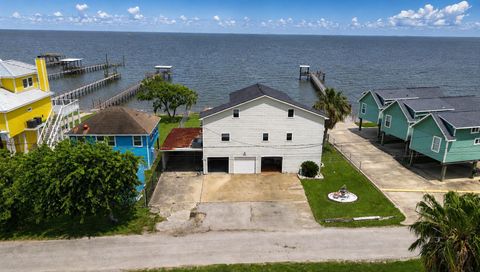 Photo of 937 5th Street, San Leon, TX 77539 (MLS # 94264920)